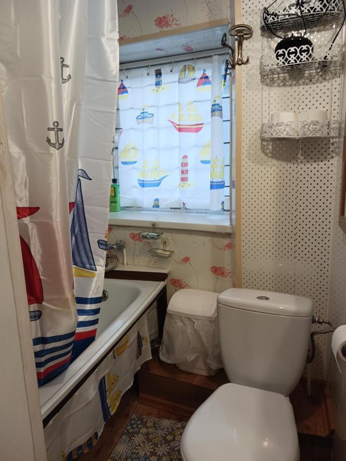 Avotu Stabu Private Flats In A Separate House For One Or Couple Huoneisto